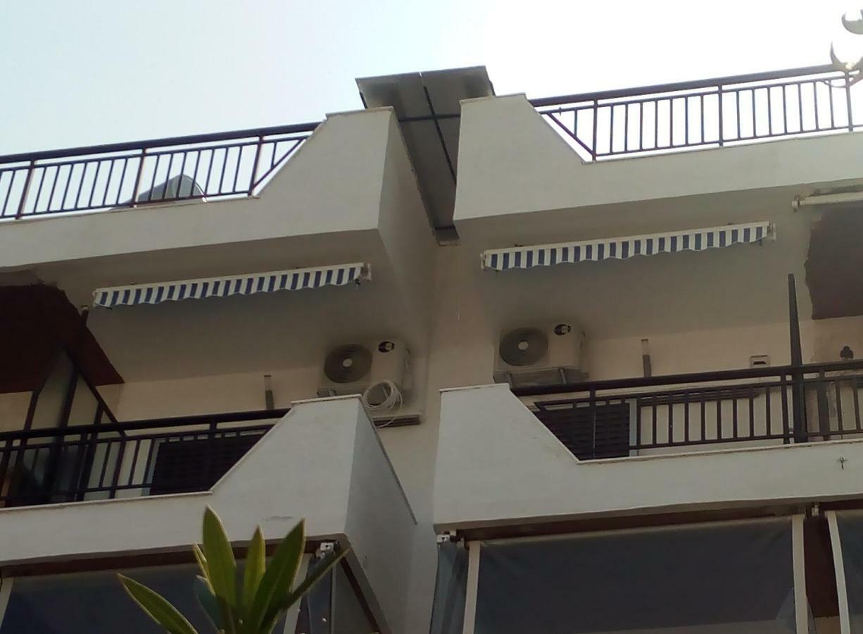 Jonnys Ferienwohnung Peraia  Bagian luar foto
